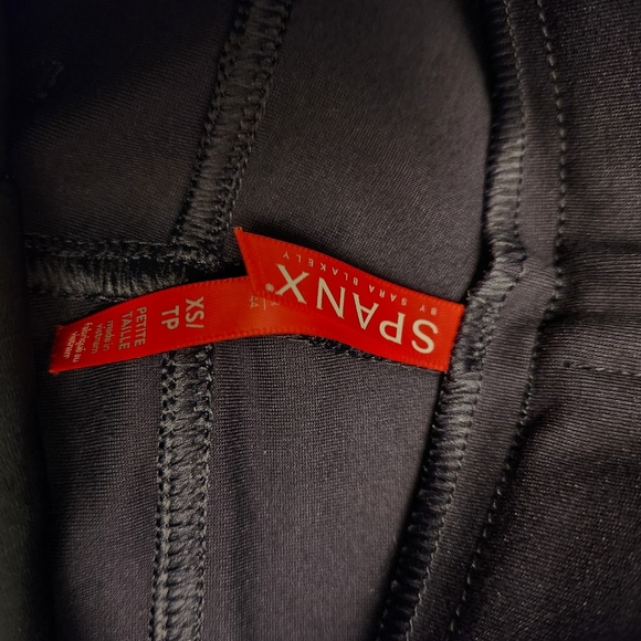 Spanx The Perfect Pant, Ankle 4-Pocket - Picture 3 of 3